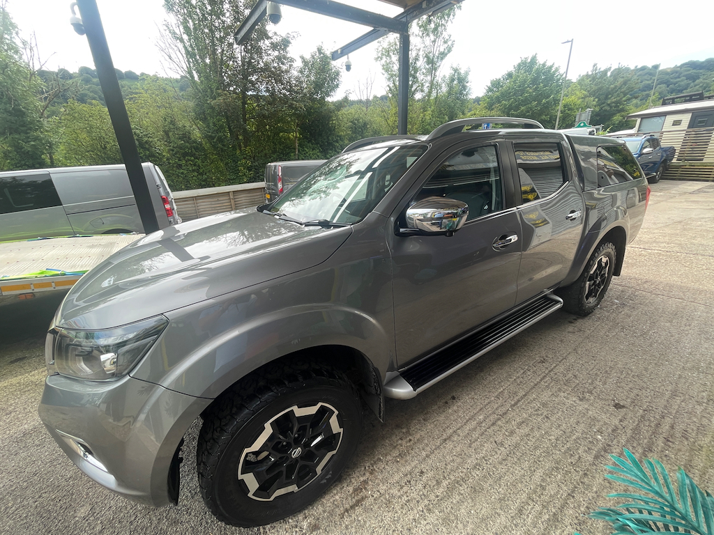 Nissan Navara Dci Tekna Shr Dcb Grey #6