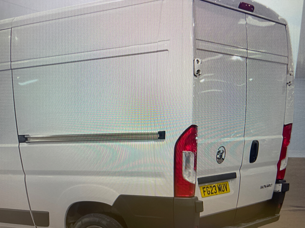 Vauxhall Movano L2h2 F3500 Edition White #3