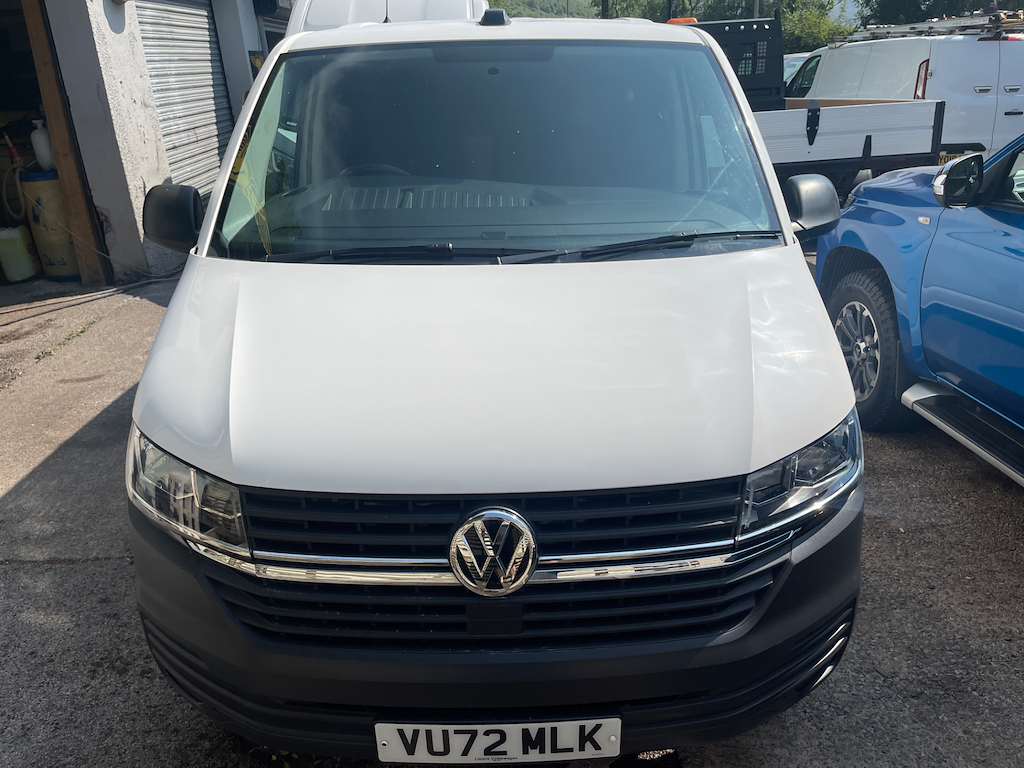 Volkswagen Transporter T28 Tdi Startline Air-con VU72MLK White #3