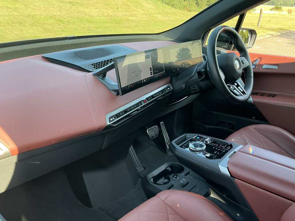 BMW iX 485Kw M70 Xdrive 112Kwh DT25XKX Grey #6