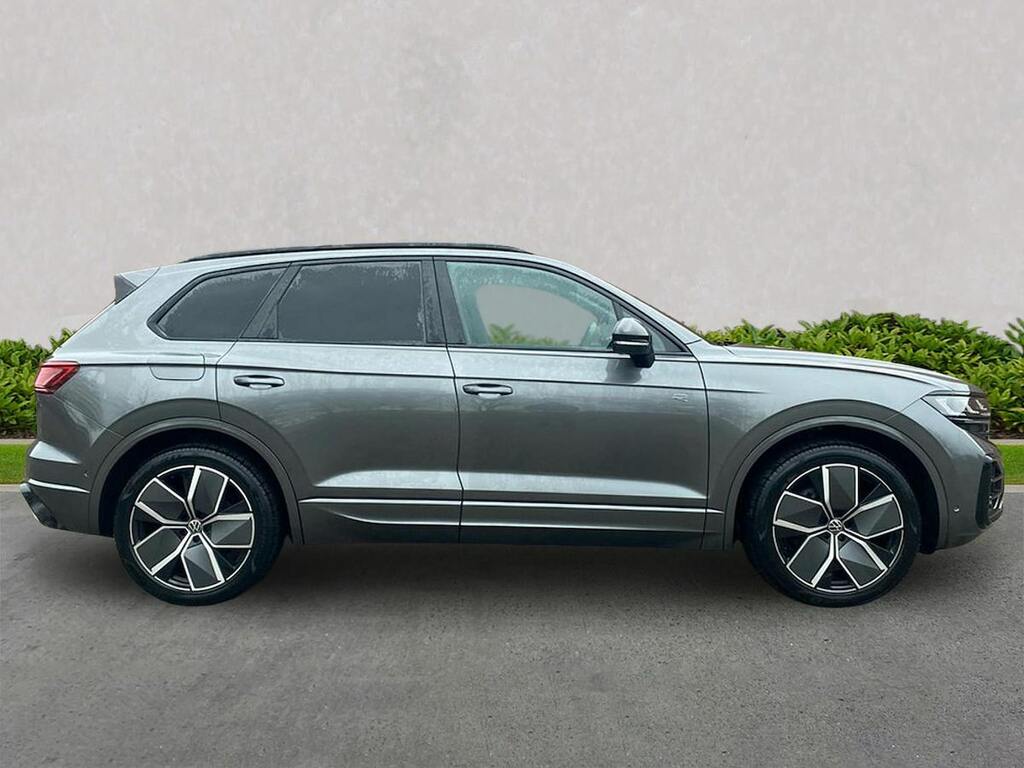 Volkswagen Touareg 3.0 V6 Tdi 4Motion 286 Black Edition Tip NU75KFD Grey #3