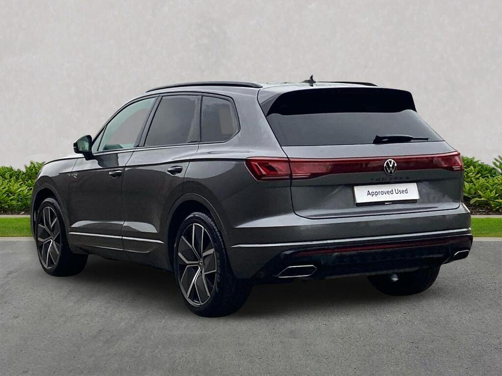 Volkswagen Touareg 3.0 V6 Tdi 4Motion 286 Black Edition Tip Grey
