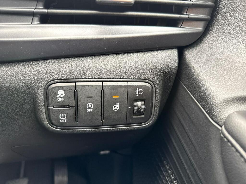 Hyundai I20 1.0 T-gdi Premium Hatchback Euro DMZ4144 Yellow #2