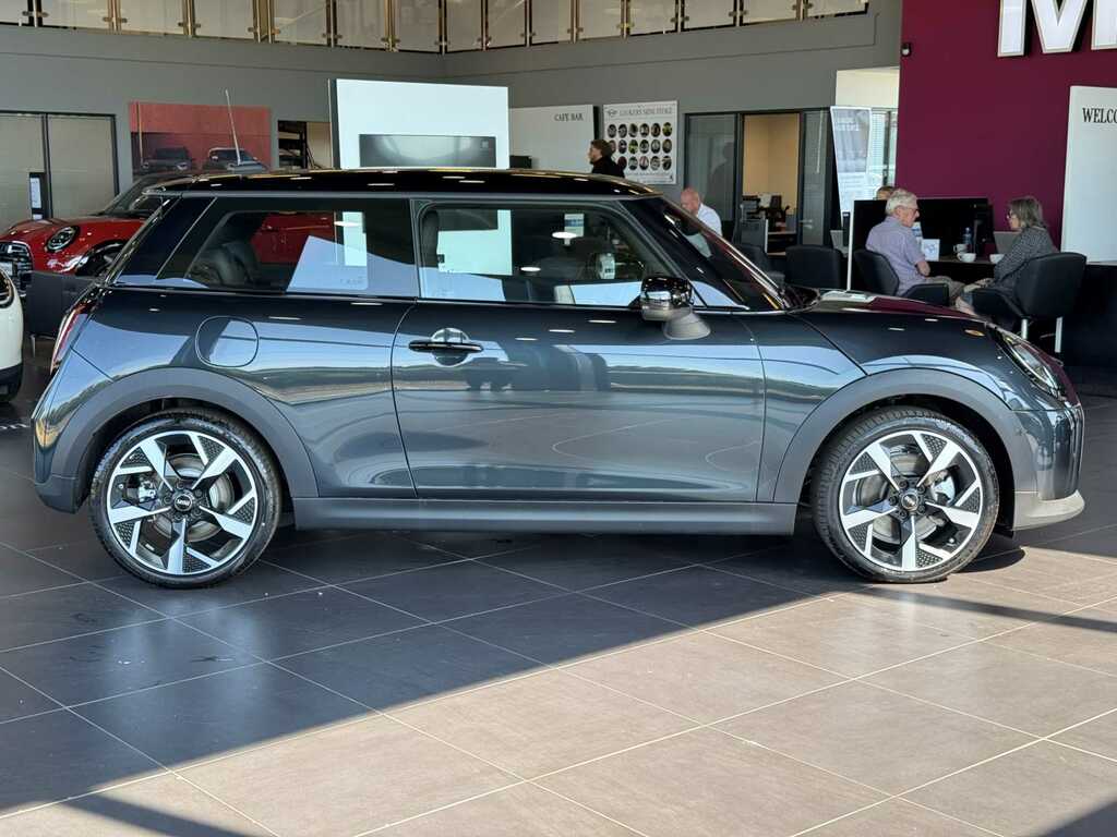 Mini Hatch 1.5 C Exclusive Level 1 DX26FJC Grey #3