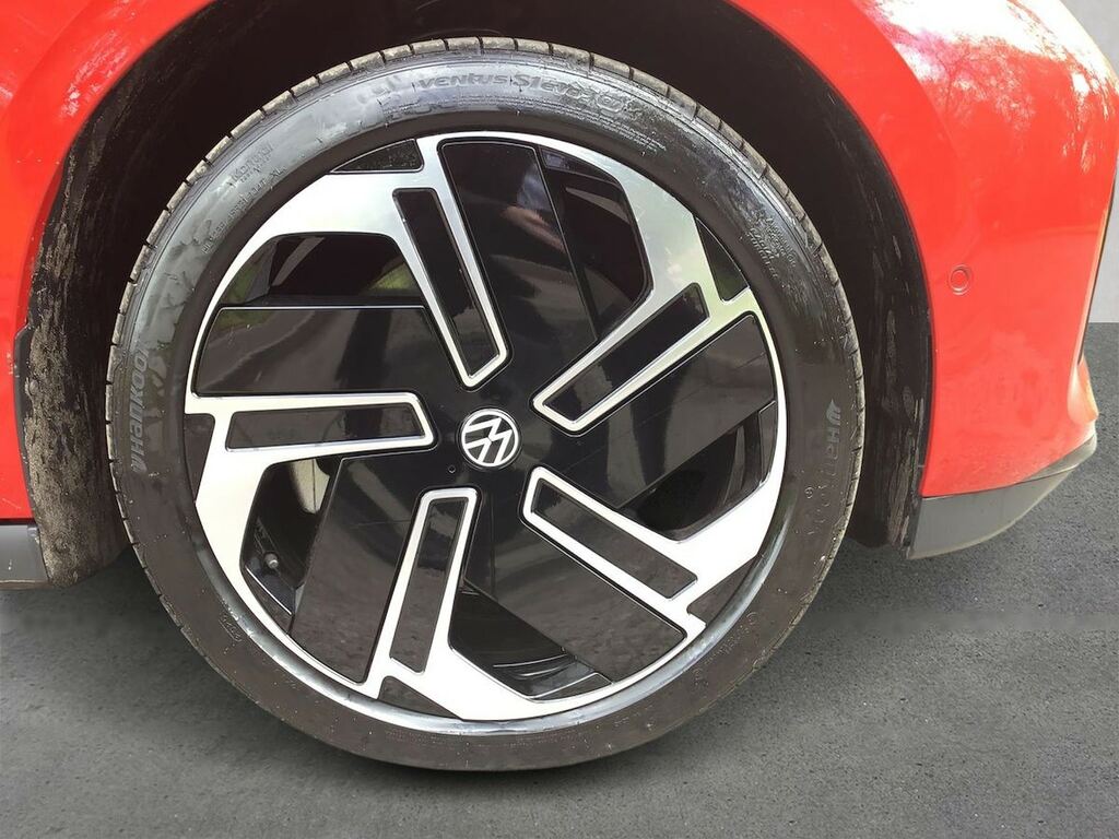 Volkswagen ID.Buzz 250Kw Gtx Pro 86Kwh 4Motion Lwb 6 Seat RV26WCC Red #6