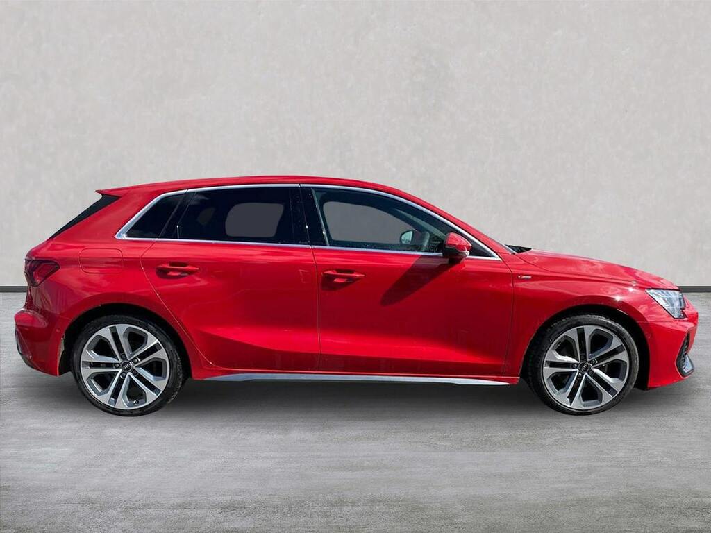 Audi A3 1.5 Tfsi 35 S Line Sportback S Tronic E SC74MYB Red #3