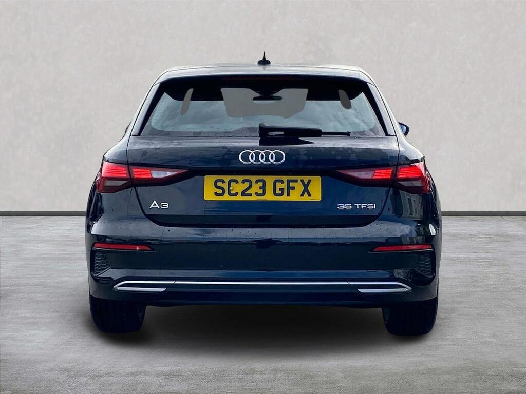 Audi A3 1.5 Tfsi 35 Sport Sportback Euro Black #4