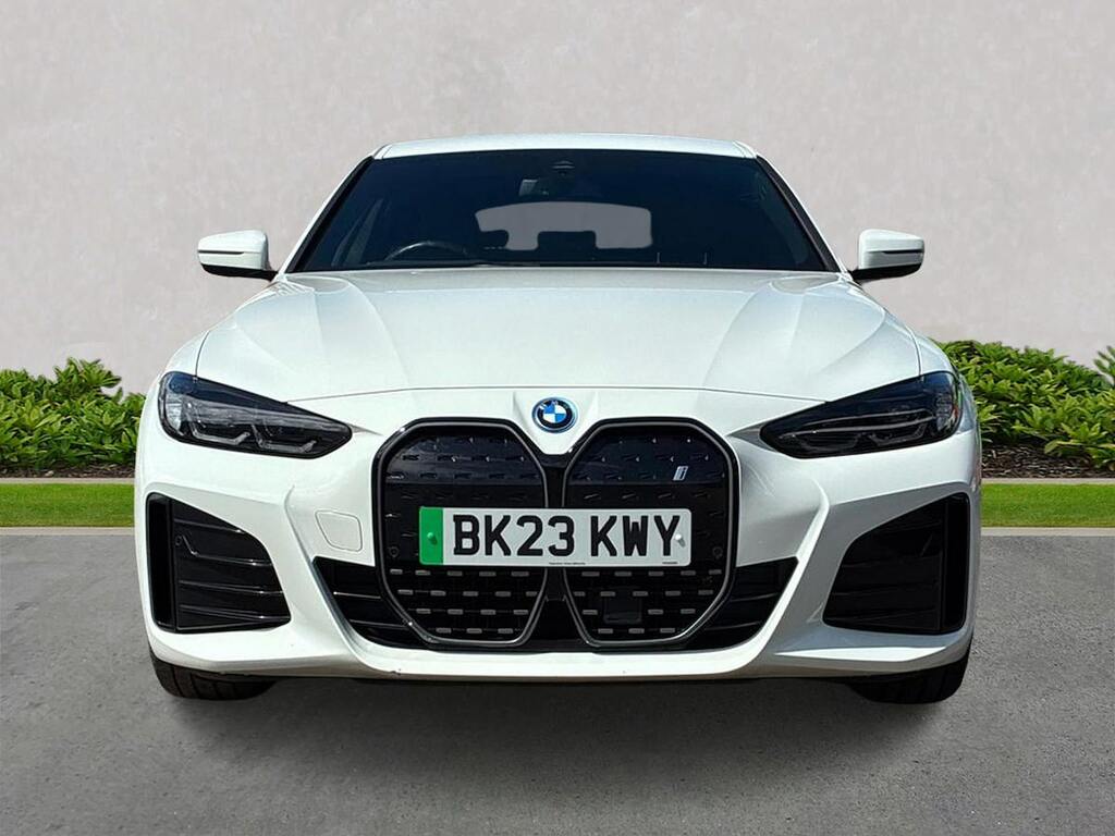 BMW i4 40 83.9Kwh M Sport Gran Coupe Ed BK23KWY White #5
