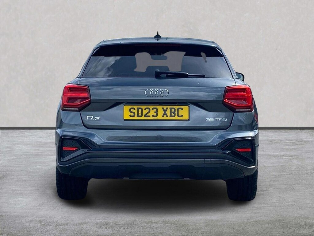 Audi Q2 1.5 Tfsi Cod 35 Black Edition Suv S Tro SD23XBC Grey #4