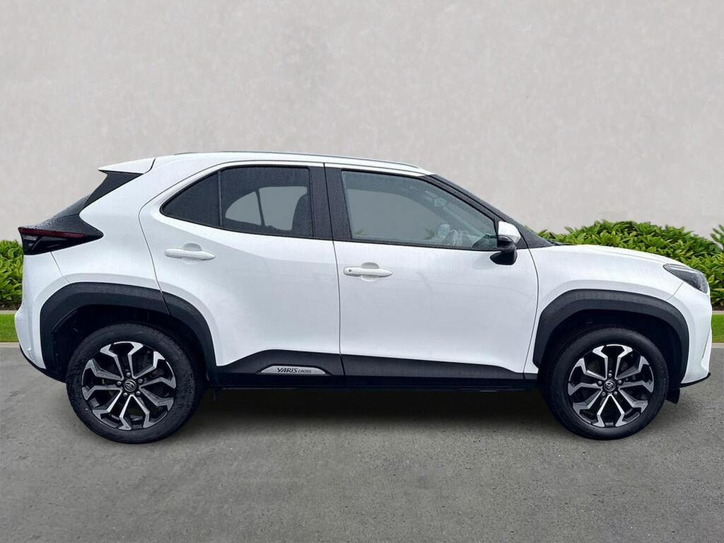 Toyota Yaris Cross 1.5 Vvt-h Design Suv Hybrid E-cvt Euro EA22GNF White #3