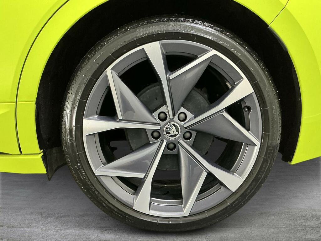 Skoda ENYAQ Iv 82Kwh Vrs Coupe 4Wd Dc135kw RE72KCK Green #6