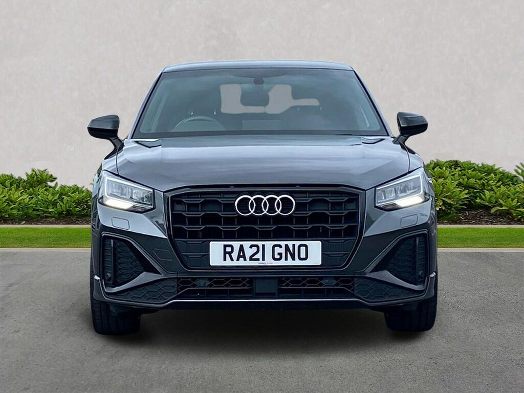 Audi Q2 1.5 Tfsi Cod 35 Black Edition Suv S Tro RA21GNO Grey #5