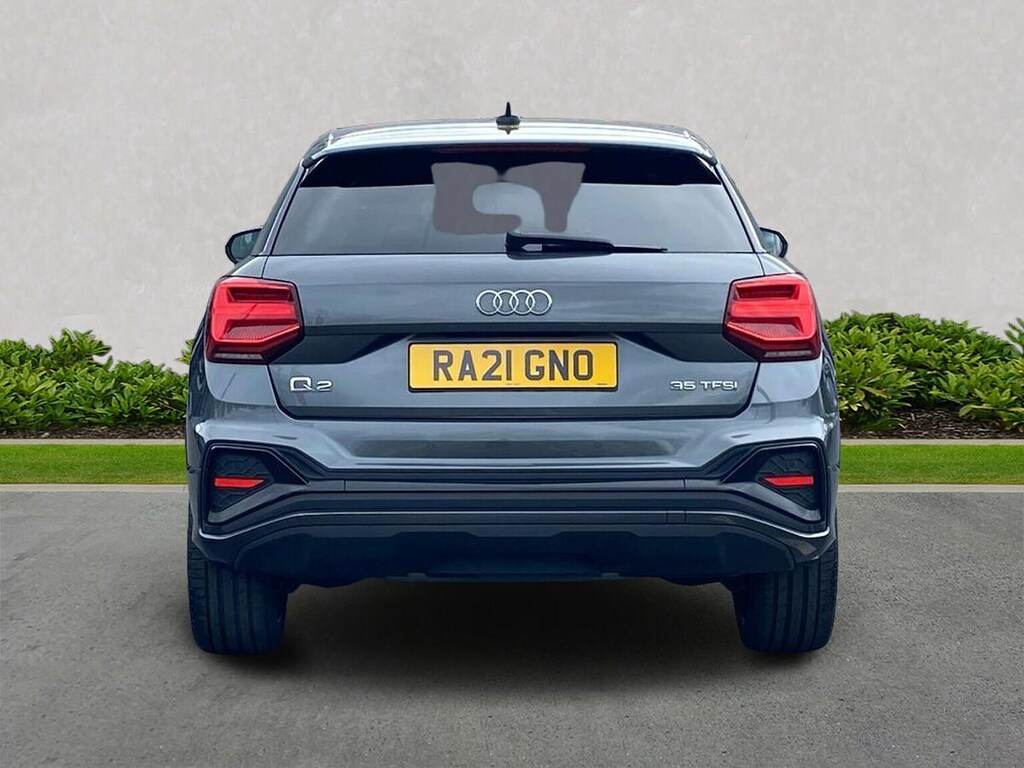 Audi Q2 1.5 Tfsi Cod 35 Black Edition Suv S Tro RA21GNO Grey #4