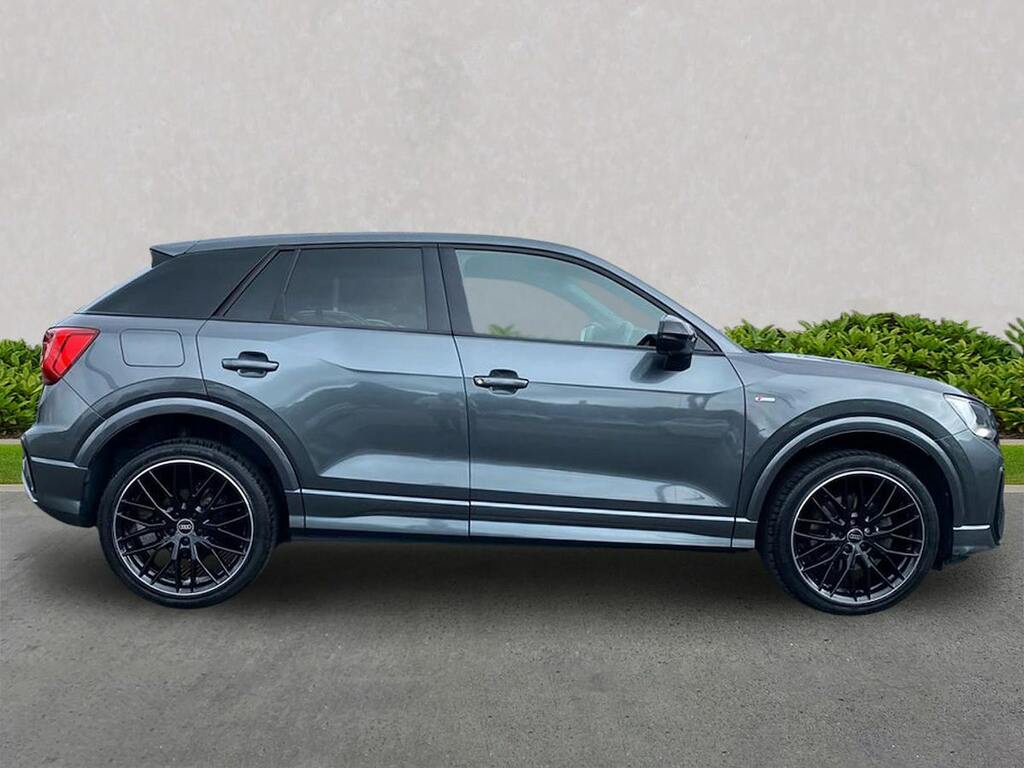 Audi Q2 1.5 Tfsi Cod 35 Black Edition Suv S Tro RA21GNO Grey #3