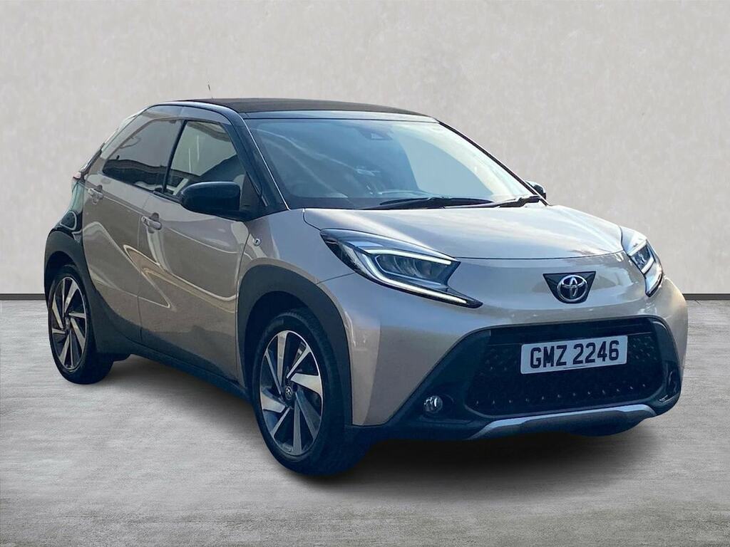 Toyota Aygo X 1.0 Vvt-i Exclusive Hatchback X-shift E Beige