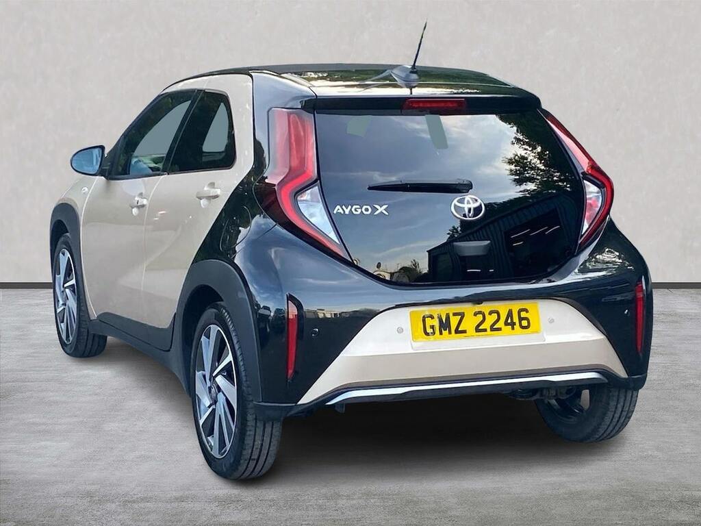 Toyota Aygo X 1.0 Vvt-i Exclusive Hatchback X-shift E GMZ2246 Beige #2