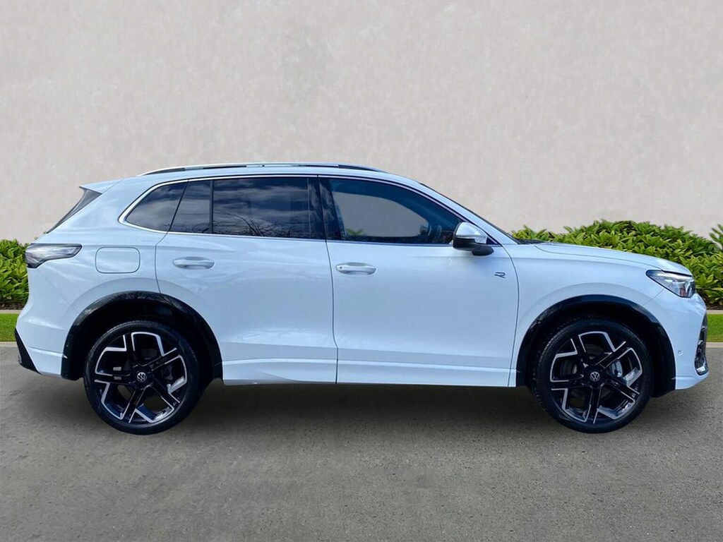 Volkswagen Tiguan 2.0 Tdi R-line Suv Dsg Euro 6 Ss 15 NX26LFW White #3