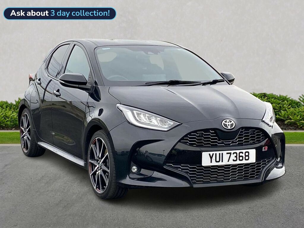 Toyota Yaris 1.5 Vvt-h Gr Sport Hatchback Hybrid E-c YUI7368 Black