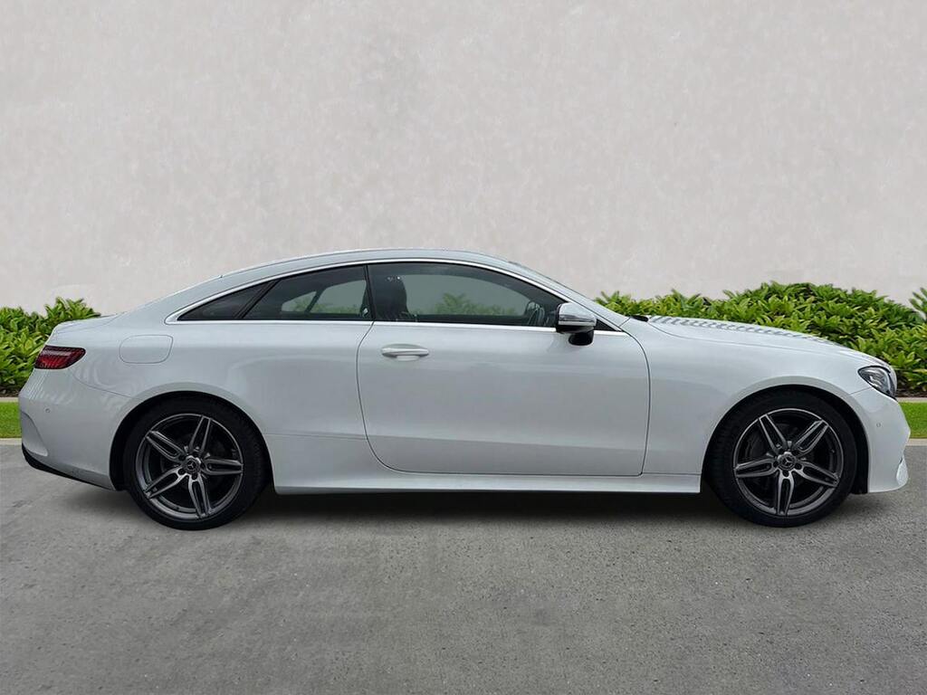 Mercedes-Benz E Class 2.0 E220d Amg Line Coupe G-tronic Euro White #3