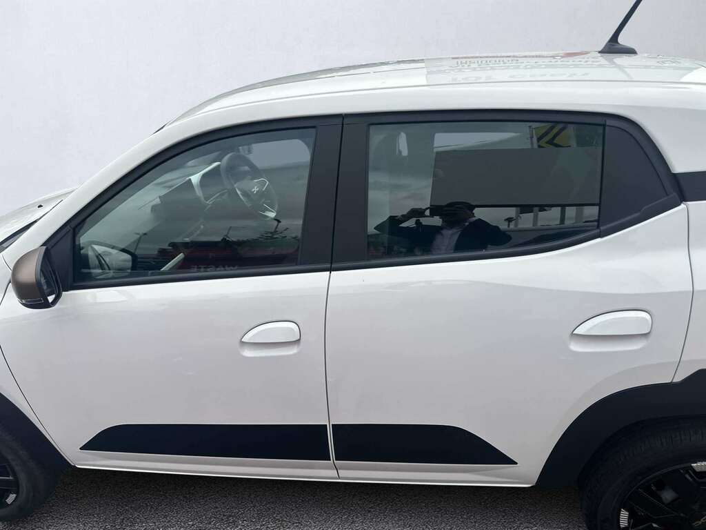 Dacia Spring 27Kwh Extreme 65 48Kw MD26YJK White #3