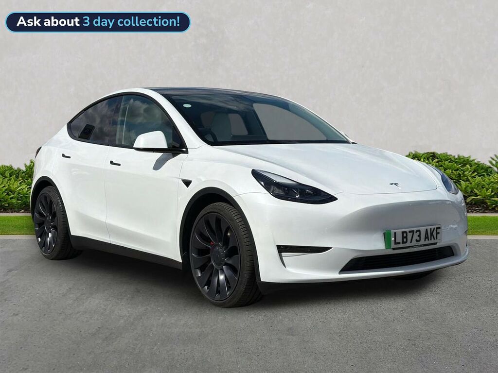 Tesla Model Y Dual Motor Performance Suv 4Wd White
