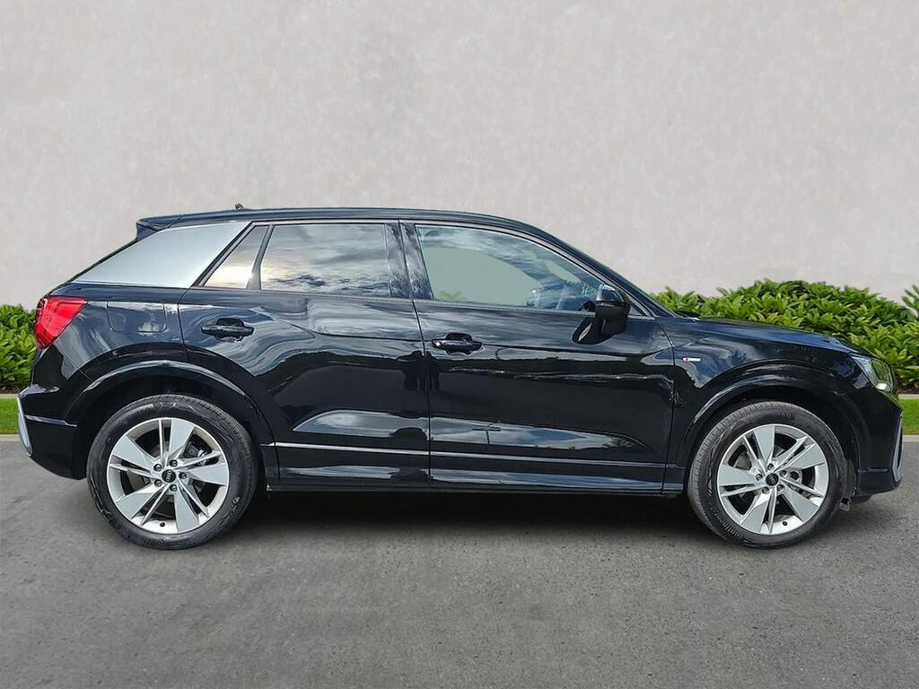 Audi Q2 35 Tfsi S Line S Tronic NL26UMH Black #3
