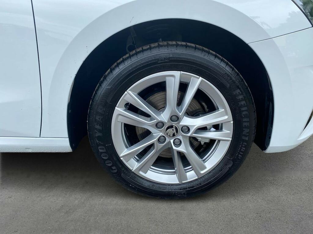 Skoda Fabia 1.0 Tsi Se L Hatchback Dsg Euro 6 Ss EN74CSU White #6