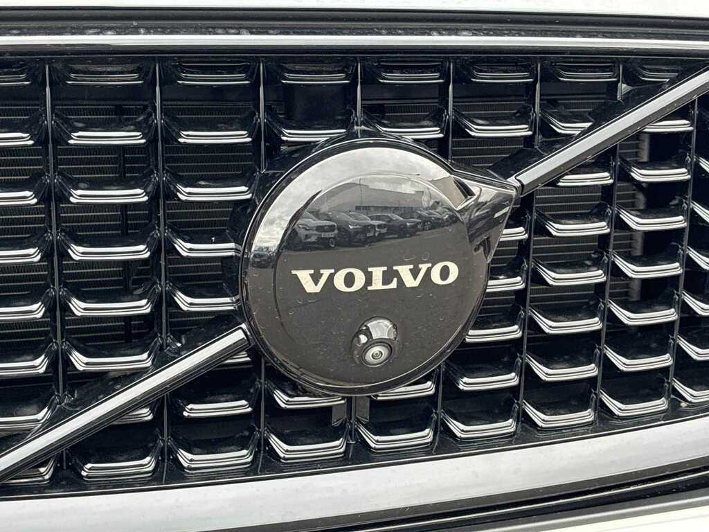 Volvo XC60 2.0 T8 455 Rc Phev Ultimate Black Ed Awd Gtron SJ24ZLA Black #3