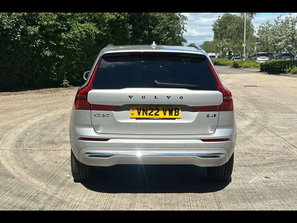 Volvo XC60 2.0 B4d Inscription Awd Geartronic VN22VWB Silver #4