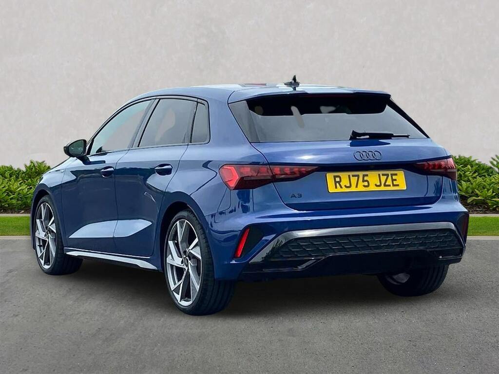 Audi A3 A3 Sportback Black Edition Tfsi 150 Ps S Tronic RJ75JZE Blue #2