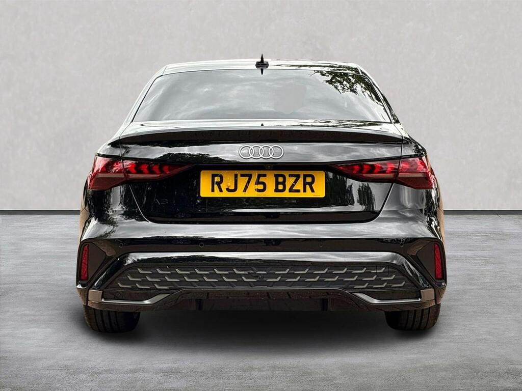 Audi A3 1.5 Tfsi 150 S Line S Tronic RJ75BZR Black #4