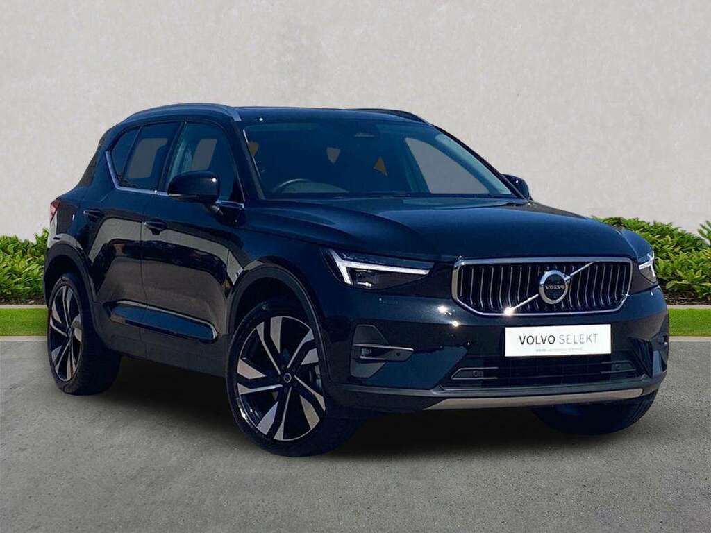 Volvo XC40 2.0 B4p Ultra Dark Black