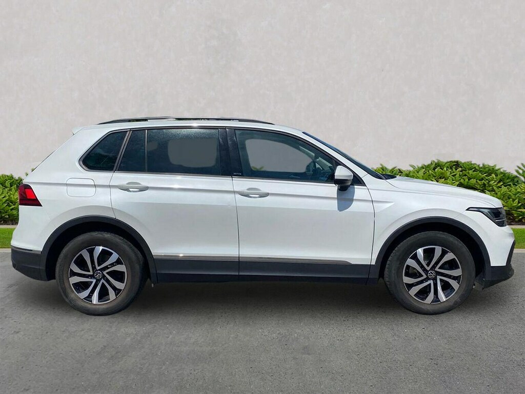 Volkswagen Tiguan 2.0 Tdi Active Suv Dsg Euro 6 Ss 15 EF71SBU White #3