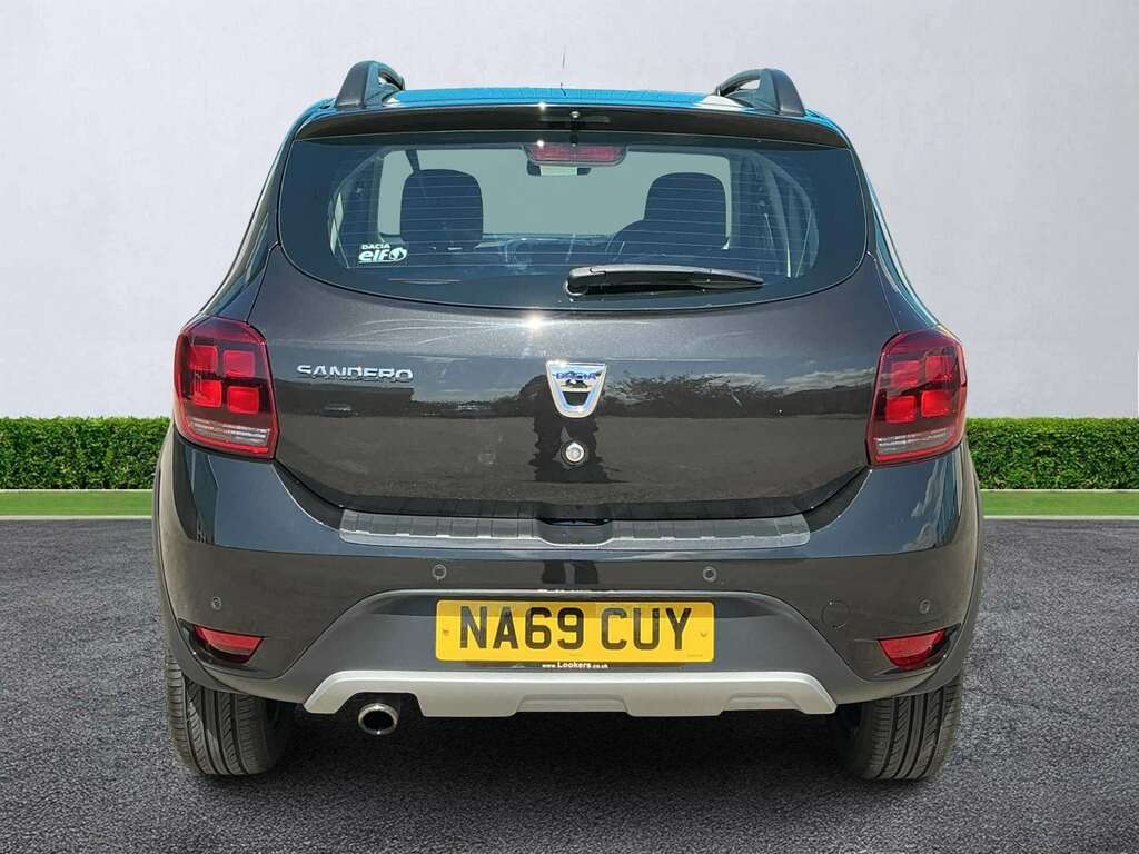 Dacia Sandero Stepway 0.9 Tce Comfort NA69CUY Black #4