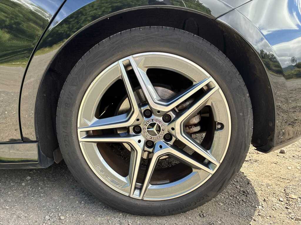 Mercedes-Benz A Class A180 Amg Line Premium VK23DYO Black #6