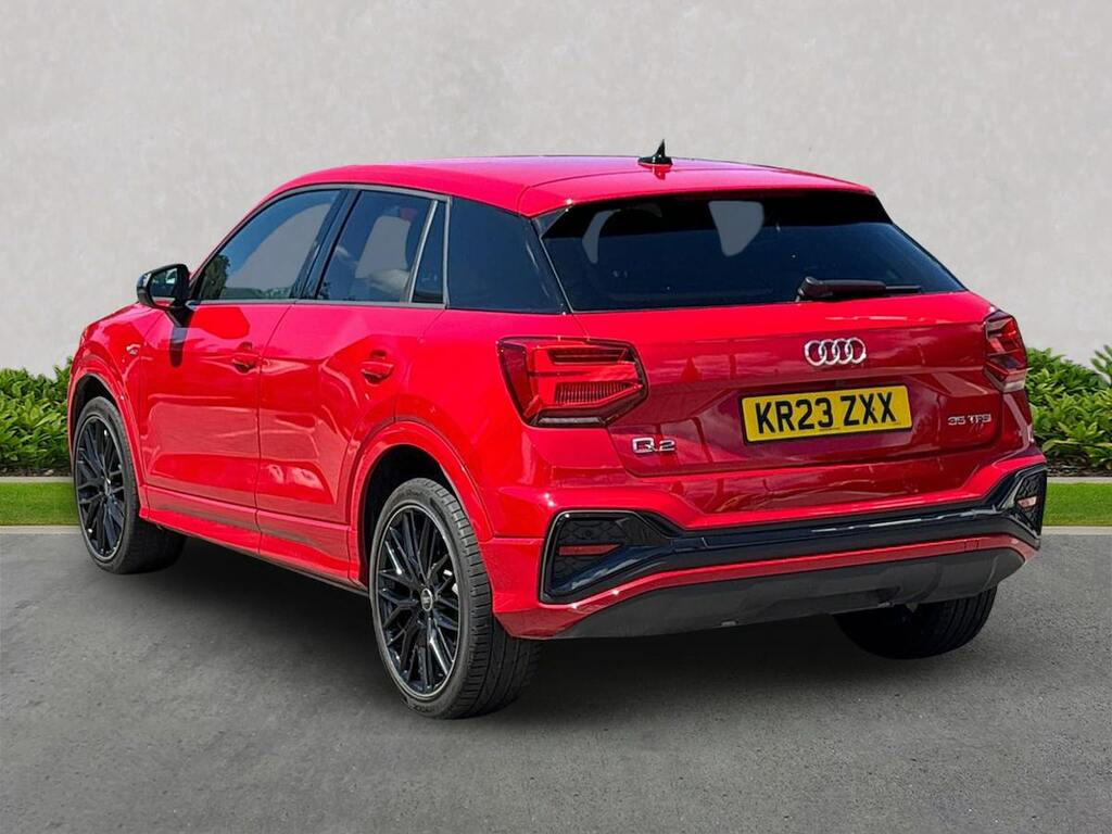 Audi Q2 1.5 Tfsi Cod 35 Black Edition Suv Manua KR23ZXX Red #2