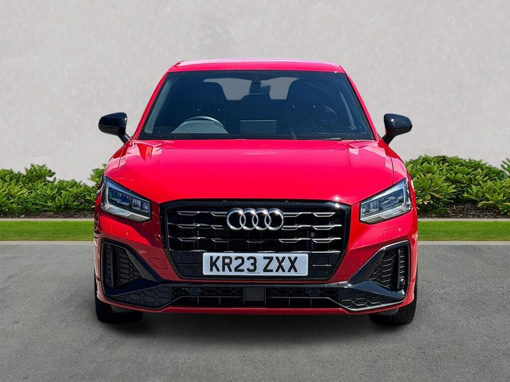 Audi Q2 1.5 Tfsi Cod 35 Black Edition Suv Manua KR23ZXX Red #5
