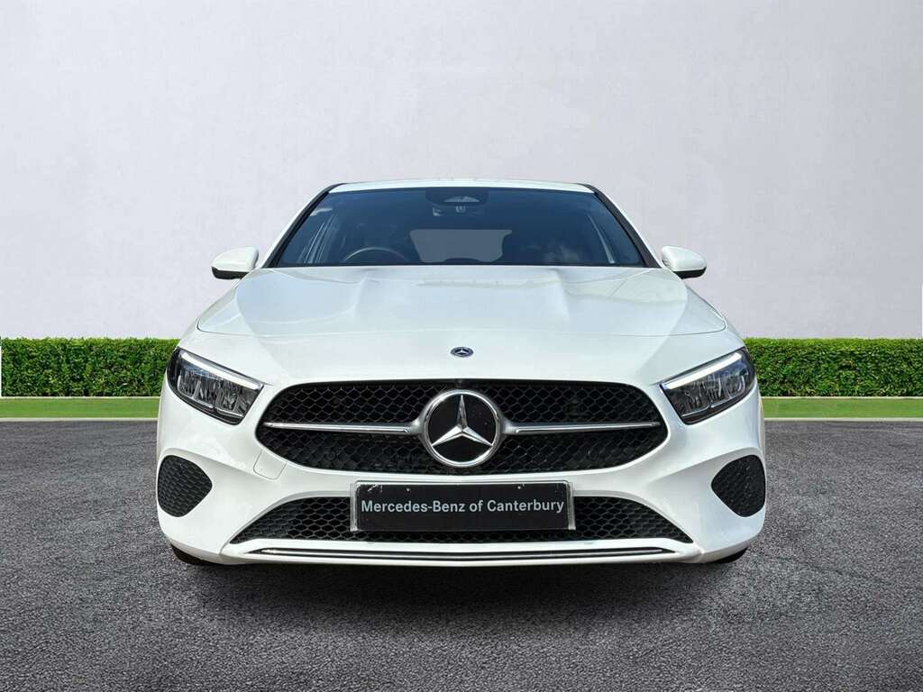 Mercedes-Benz A Class A180 Sport Executive KM25HYU White #4