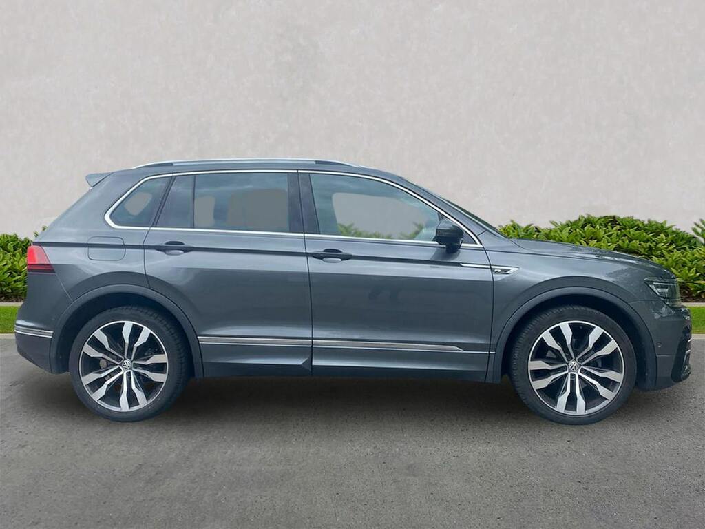 Volkswagen Tiguan 2.0 Tdi 150 4Motion R-line Tech Grey #3