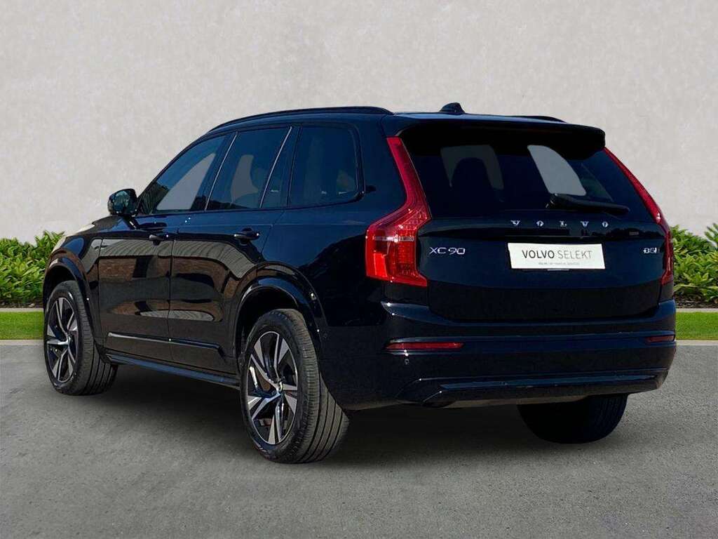 Volvo XC90 2.0 B5p 250 Plus Dark Awd Geartronic AV73RTU Black #2