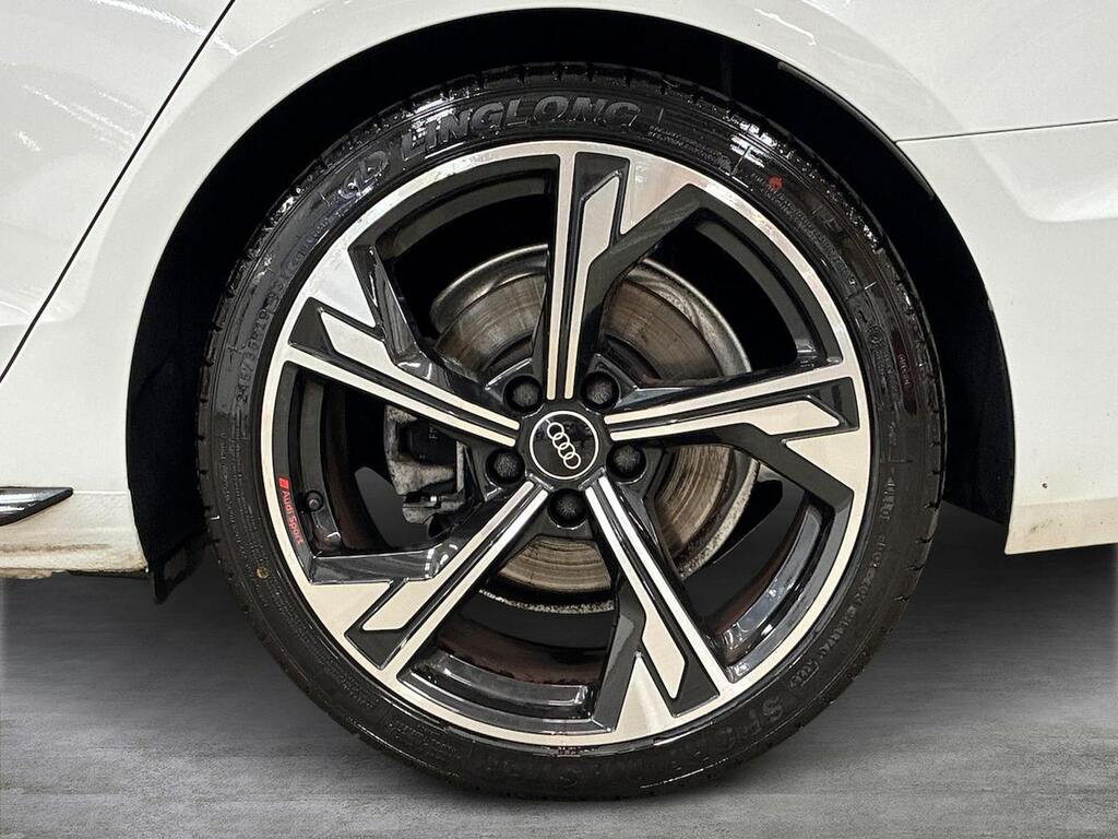 Audi A4 2.0 Tdi 40 Black Edition Estate S Troni White #6