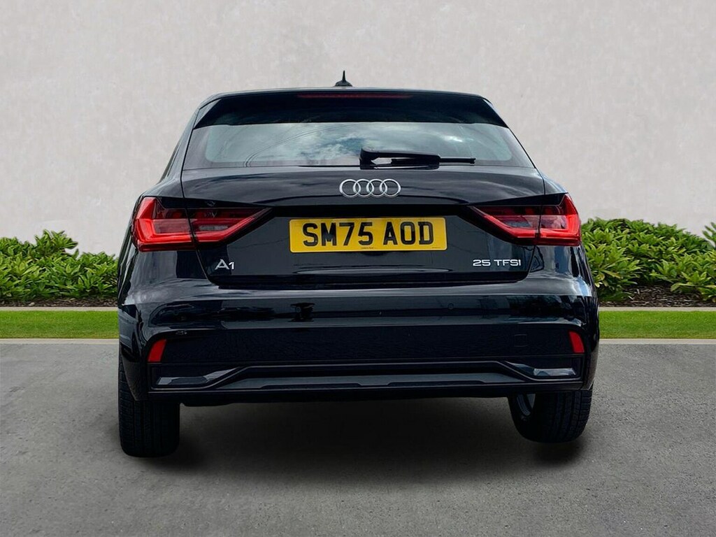 Audi A1 25 Tfsi S Line S Tronic SM75AOD Black #4