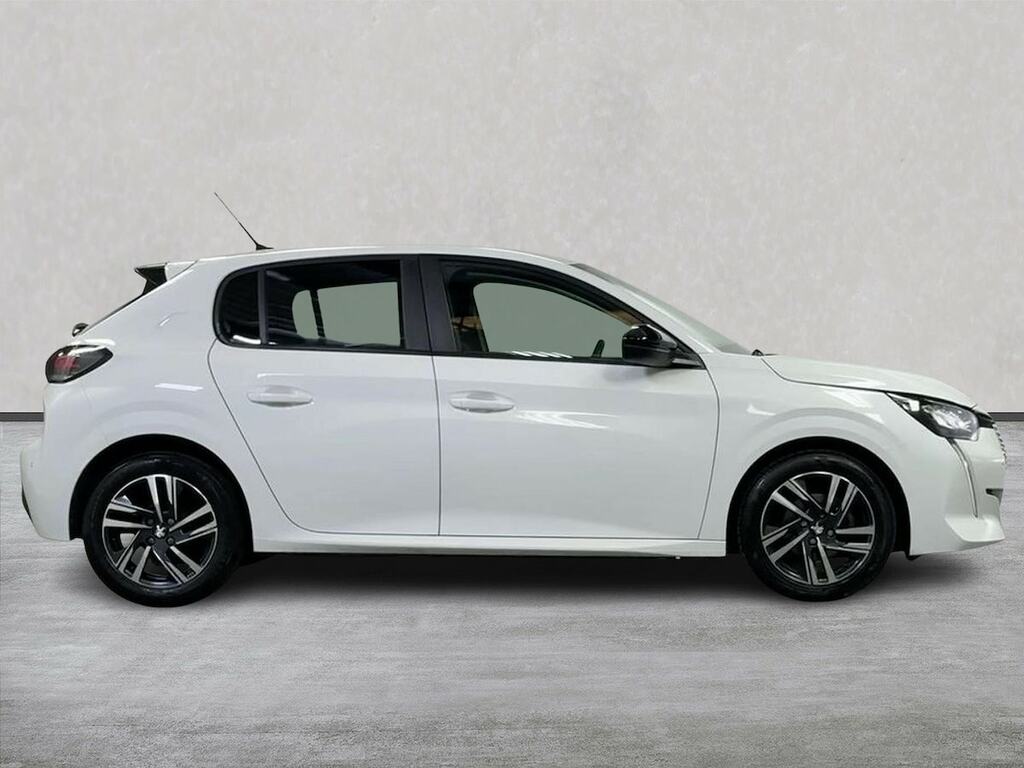 Peugeot 208 1.2 Puretech Active Premium Hatchback AMZ8848 White #3