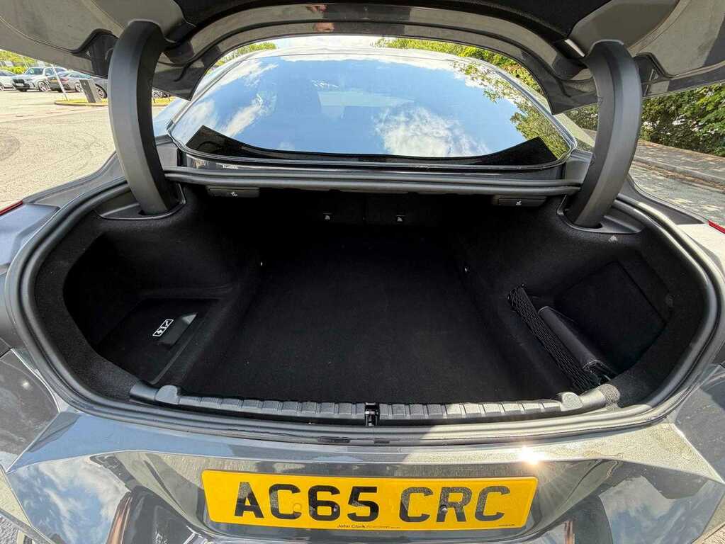 BMW 8 Series 4.4 M850i V8 Saloon Steptronic Xdrive E White #37