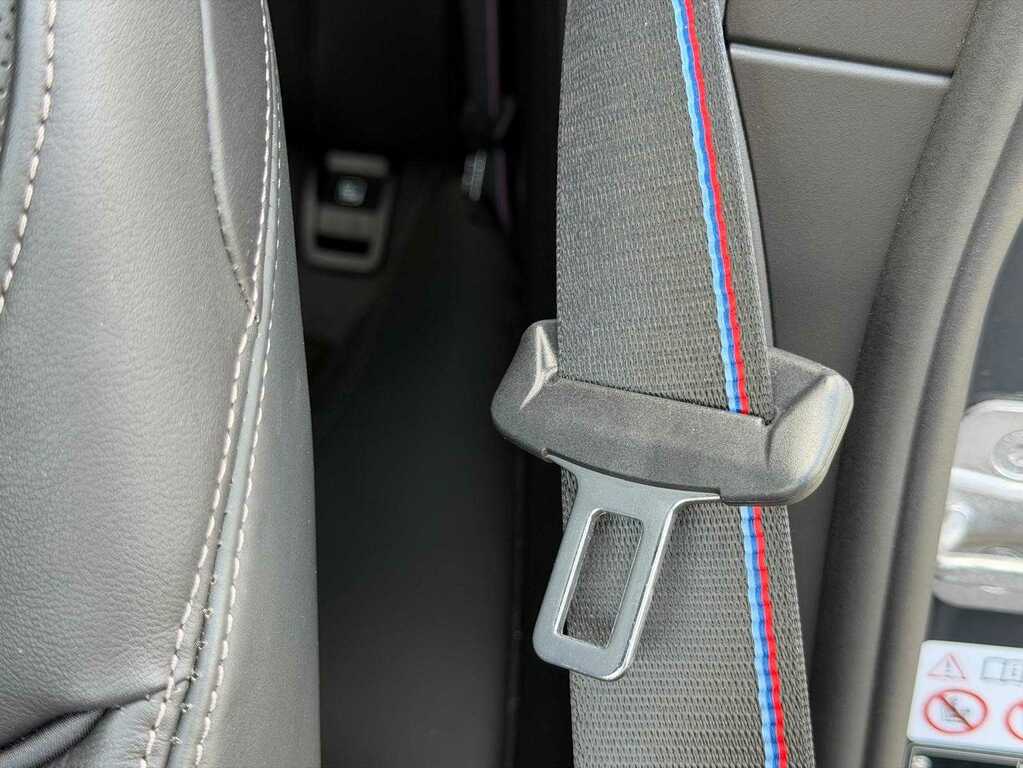 BMW 8 Series 4.4 M850i V8 Saloon Steptronic Xdrive E White #44