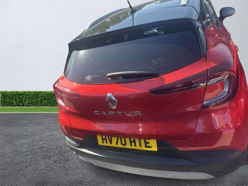 Renault Captur 1.5 Dci 95 Iconic HV70HTE Red #4