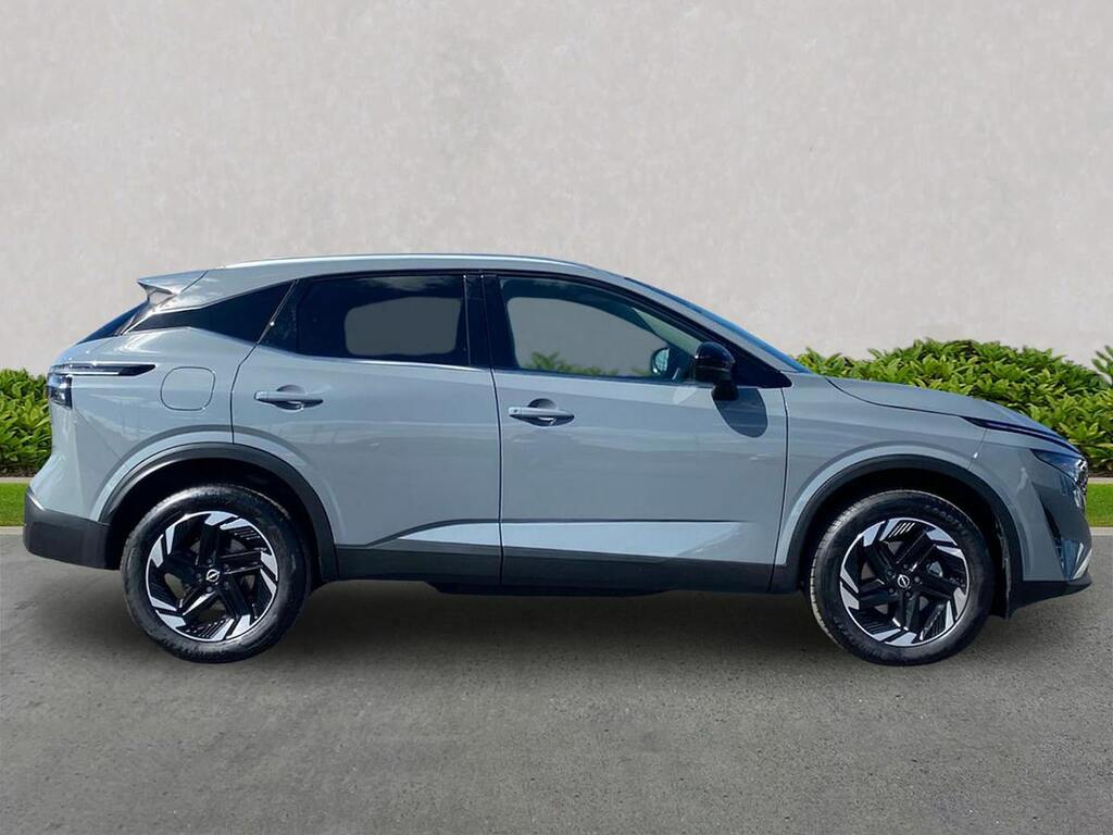 Nissan Qashqai 1.3 Dig-t Mh 158 N-connecta Xtronic MC75ZXJ Grey #3