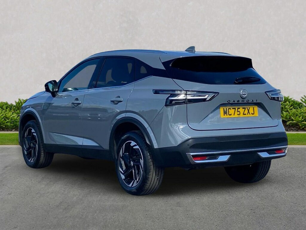 Nissan Qashqai 1.3 Dig-t Mh 158 N-connecta Xtronic MC75ZXJ Grey #2