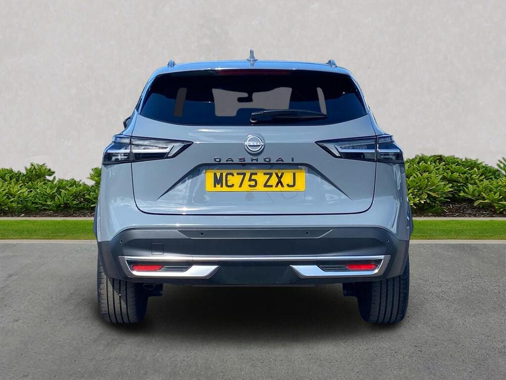 Nissan Qashqai 1.3 Dig-t Mh 158 N-connecta Xtronic MC75ZXJ Grey #4