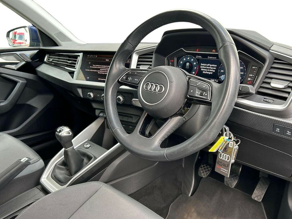 Audi A1 25 Tfsi Sport YP25KJN Blue #4